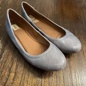Ellen degeneres Metallic silver flats 9